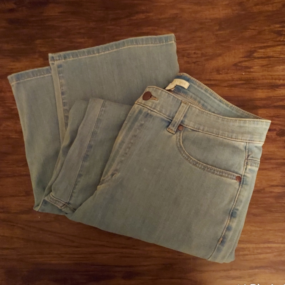 EILEEN FISHER LIGHT BLUE BOYFRIEND JEANS SZ 10 NWT